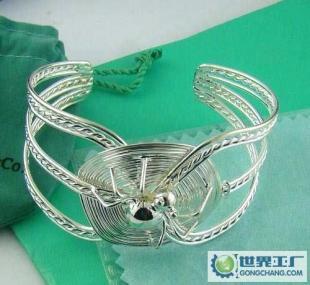 外貿銀飾寶藏 925銀蒂芙尼風格蜘蛛開口手鐲，歐美風尚的低價批發之選